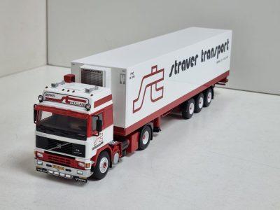 WSI Volvo F12 van STRAVER TRANSPORT met koeltrailer