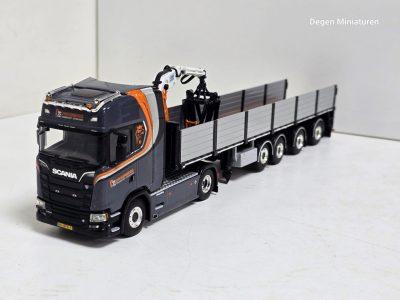 EXCLUSIEF WSI scania S 4x2 van DIKKENBERG TRANSPORT met 4 asser steenoplegger