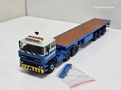 WSI DAF 2800 van ECONOFREIGHT met Classic vlakke oplegger (3 as)