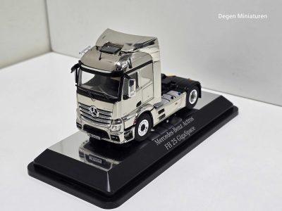 NZG mercedes actros 4x2 FH 25 streamspace