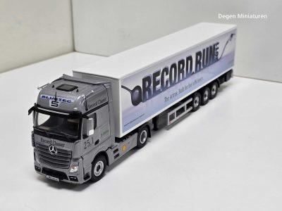 NZG mercedes actros RECORD RUN 2011 met box trailer